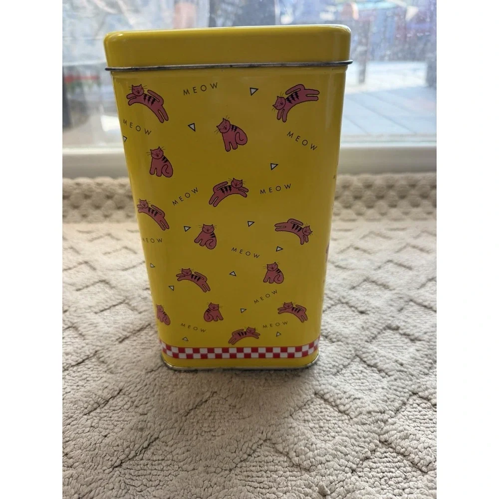Purina MEOW MIX TIN Collectible 1996 Tin Cat Food Canister Tin Vintage Kitty Tin